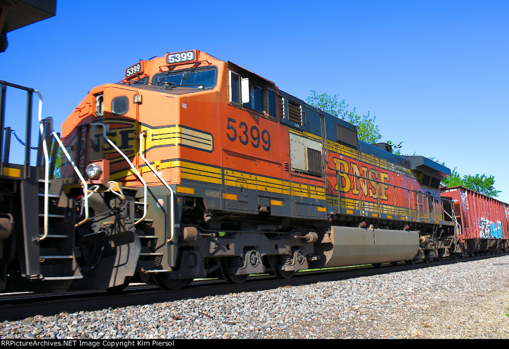 BNSF 5399